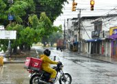 Inamhi alerta lluvias hasta el 1 de octubre en Costa y Sierra por riesgo de crecidas e inundaciones.