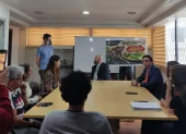 Integrantes del Colectivo Acción Bicentenario durante la reunión en la Defensoría del Pueblo.