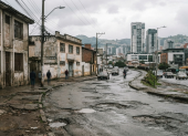 Referencial. Los problemas de infraestructura y servicios públicos se repiten en Ecuador pese al paso de los años.