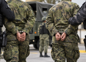 Referencial. El Ejército Ecuatoriano confirmó la aprehensión de dos militares activos por presunta extorsión .