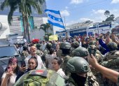 Aquiles Álvarez fue trasladado anteriormente al Hospital Alcívar para recibir atención médica tras presentar complicaciones de salud.