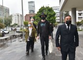 Ola Bini llegó a Suecia y anunció acciones legales tras su deportación de Ecuador.