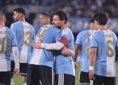 Lionel Messi de Argentina celebra su gol en un partido Amistoso Internacional entre Argentina y Benín en el estadio Monumental, en Buenos Aires (Argentina).