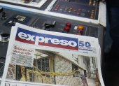 Un diario hace una curación de todo lo publicado, aplicando un filtro de calidad. Un diario invierte en tener columnistas que con sus mentes diversas nutren a la sociedad con criterios, ideas y posturas.