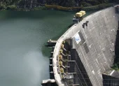 Mazar, ubicado en la provincia del Azuay, es el embalse y la reserva de agua más grande de Ecuador.