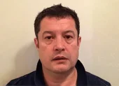 El fiscal sostuvo que las operaciones investigadas habrían permitido el enriquecimiento personal mediante recursos destinados a programas gubernamentales.