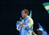 Daniel Noboa subió al sexto lugar en América Latina, en octubre, por leve alza en aprobación.