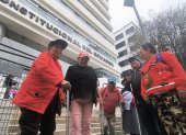 Integrantes del Frente Nacional de Personas con Discapacidad acudieron a la Corte Constitucional para cuestionar el aumento del pasaje preferencial en Quito.