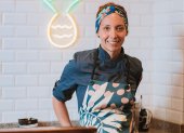 Alejandra está detrás de Somos, en Quito, y de Cotoa y Cotoita, en Miami.