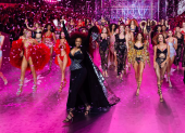 Tyra Banks en el desfile de Victoria´s Secret en 2024.