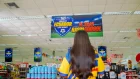 Los supermercados también buscan capitalizar el entusiasmo deportivo.