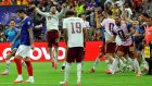 Jugadores de la selección española tras el pitazo final del partido ante Francia que terminó 2-0.