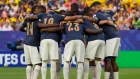 Jugadores de la Selección de Ecuador previo a un partido del Mundial.