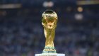 El trofeo del Mundial es el trofeo más codiciado por futbolistas profesionales.