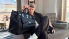 Erling Haaland trasladó su impacto del Mundial a la moda con una colección de bolsos de lujo que incluye piezas de Hermès, Louis Vuitton, Chanel y Goyard.