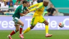 Jayden Adams (der.), con Sudáfrica, en el partido contra México, en el Mundial 2026.
