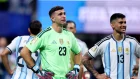 El Dibu Martínez (i), guardameta de Argentina, se mostró triste por perder en la final del Mundial 2026
