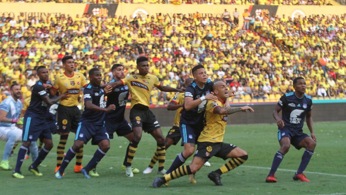 Imágenes de un partido de Barcelona y Emelec en 2018. 