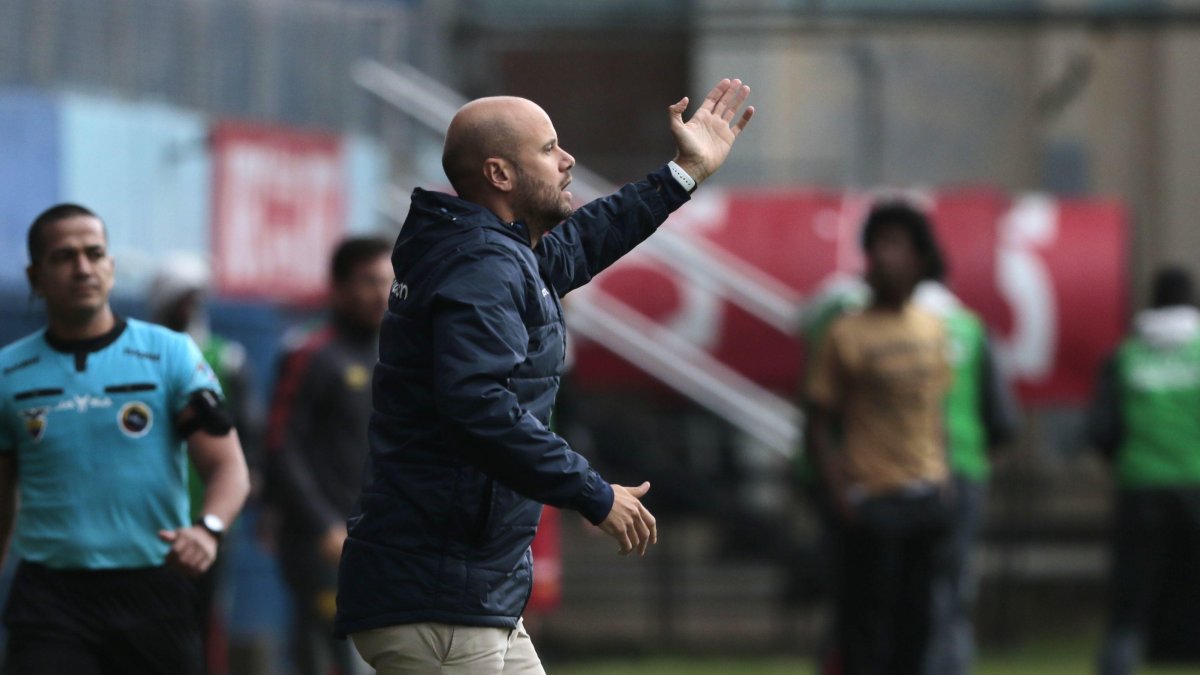 El estratega habló sobre la particiáción de las selecciones sub-20 y sub-17 en los Mundiales recientes.