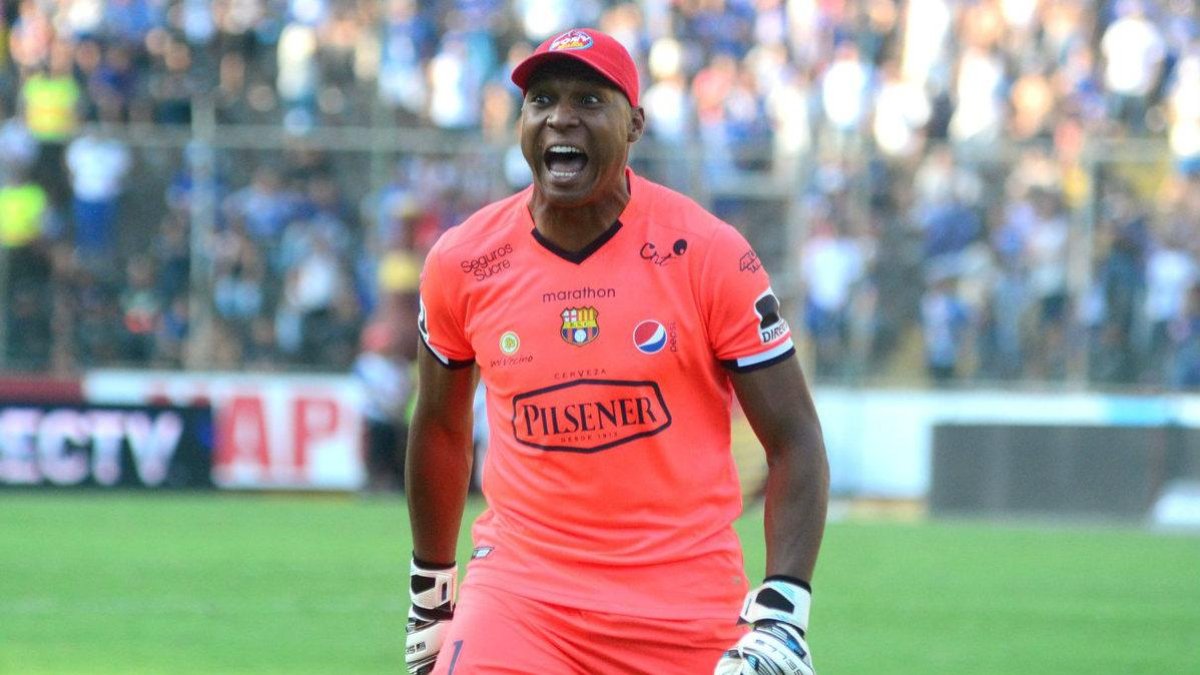 El portero ecuatoriano resguardará el pórtico de El Nacional hasta el 2023.