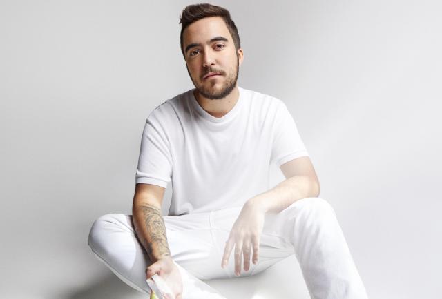 Beret Nunca He Sido Fan De Nadie Vuelve el beret que todos sus seguidores esperaban con beret nos trae esta entranable y melancolica cancion a piano y voz que habla sobre aquella persona. beret nunca he sido fan de nadie