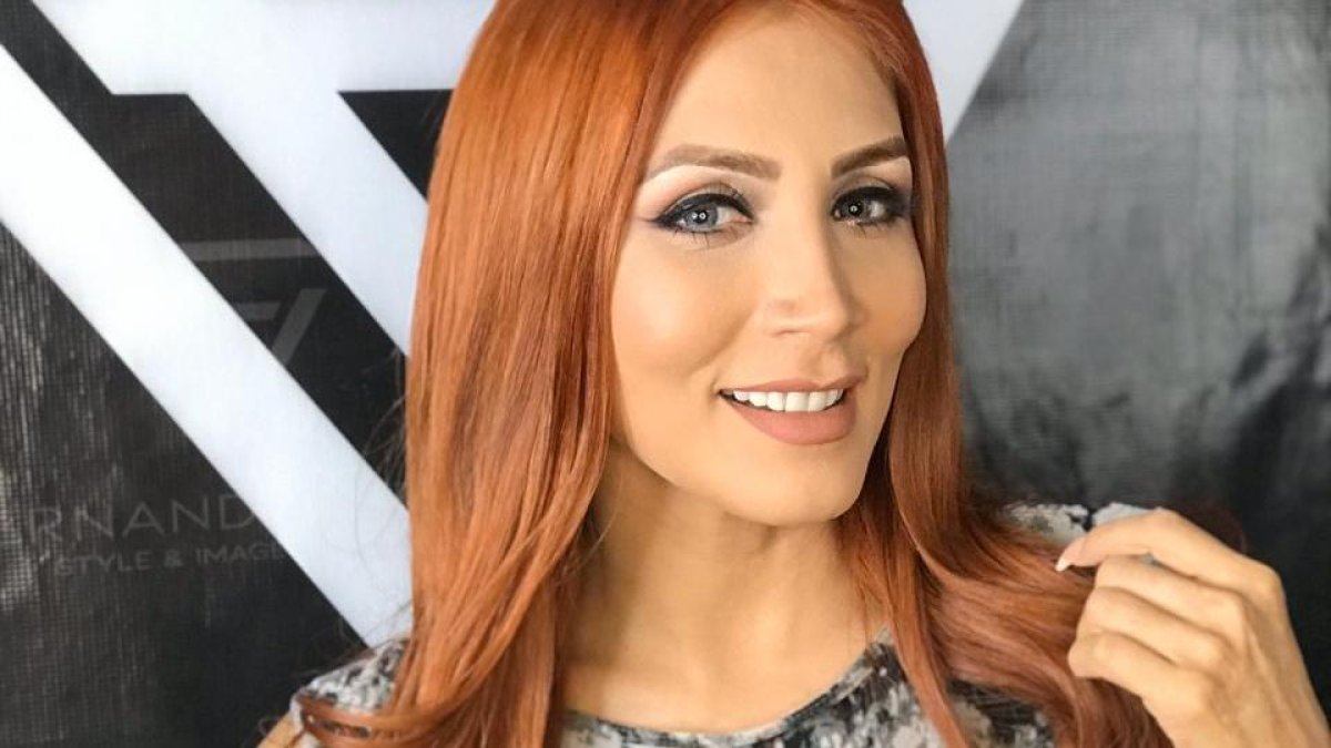 El 30 del mes pasado se tinturó el cabello