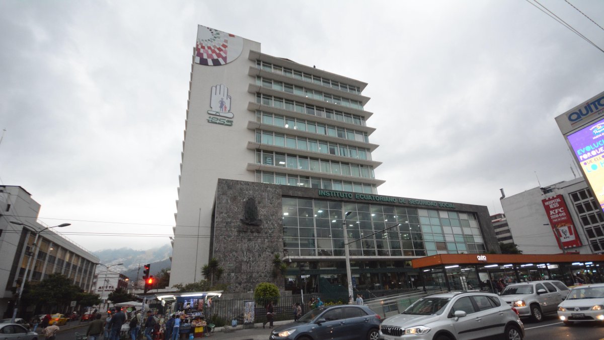 El edificio matriz del Instituto Ecuatoriano de Seguridad Social (IESS).