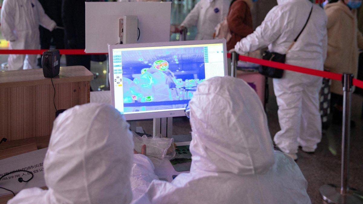 Referencial. Se analiza el contacto que tuvo el ciudadano con otras personas para detener el avance del virus, en caso de confirmarse.