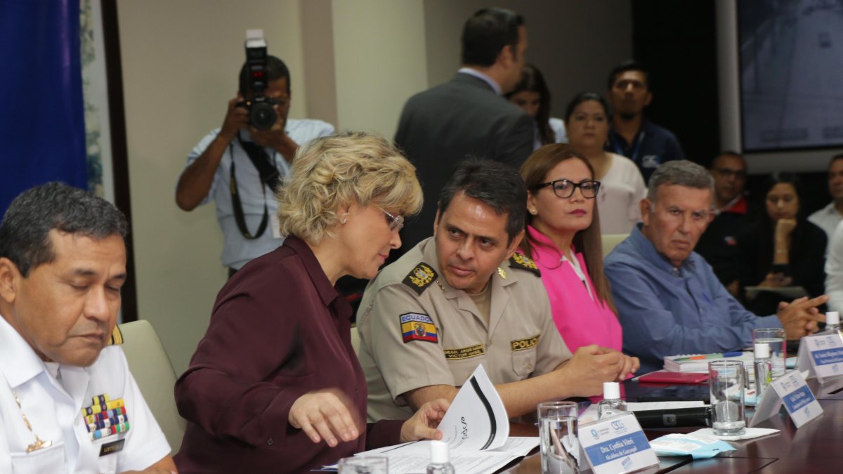 Segunda reunión del Plan Más Seguridad con la participación de varias instituciones.