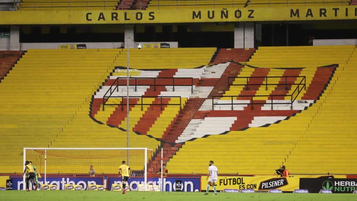 El partido de la segunda fecha, entre Barcelona y Liga de Portoviejo, se jugó a puerta cerrada por el coronavirus.