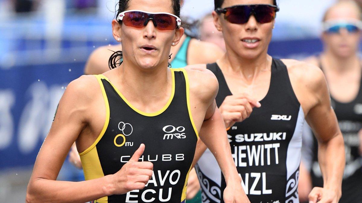 Elizabeth Bravo durante la parada de la Copa del Mundo de triatlón de Mooloolaba en Australia.