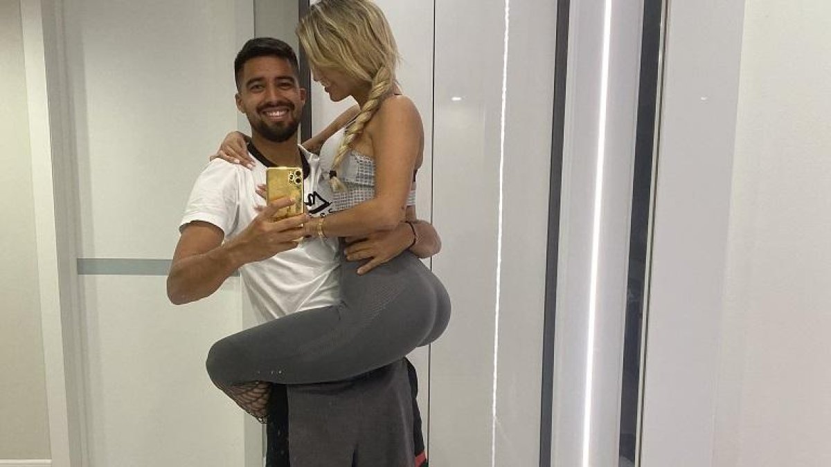 Cristhian Noboa junto a su novia, Keviam, en su cuarentena.
