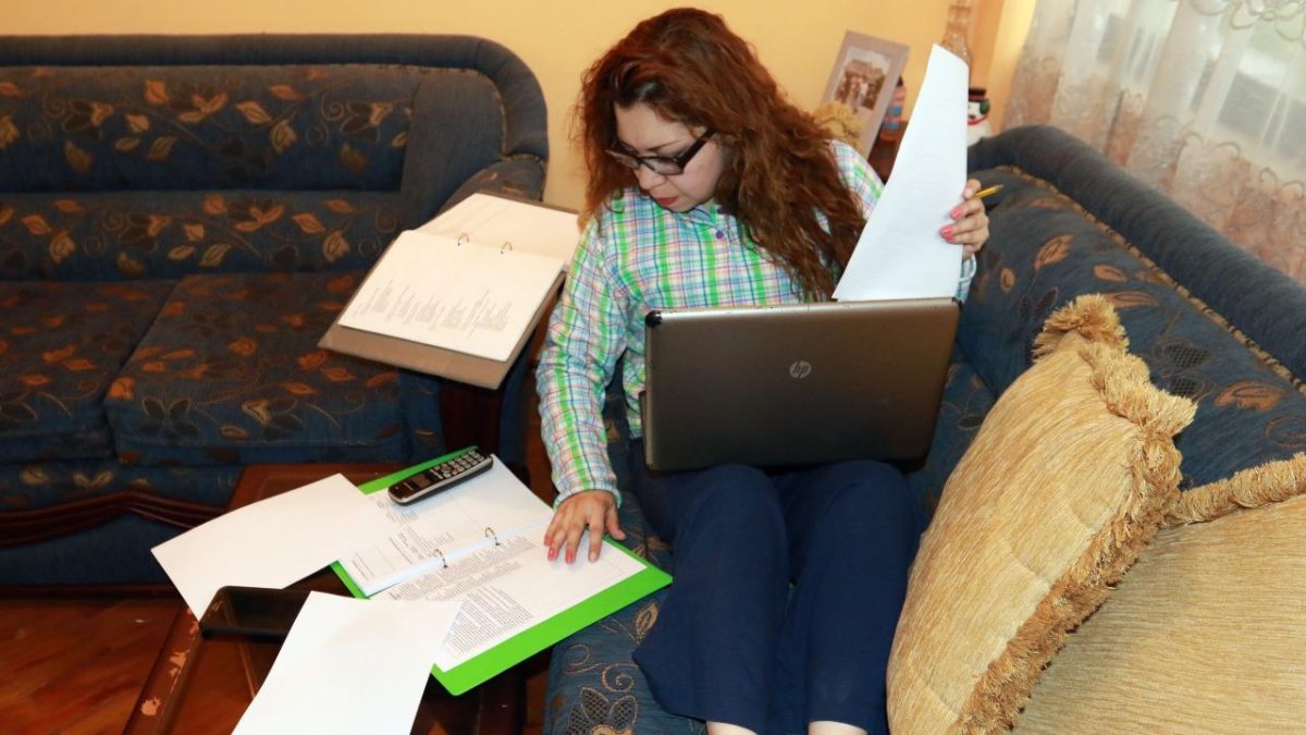 El número de teletrabajadores en el país asciende a 224.000, según el ministro de Trabajo, Andrés Madero.