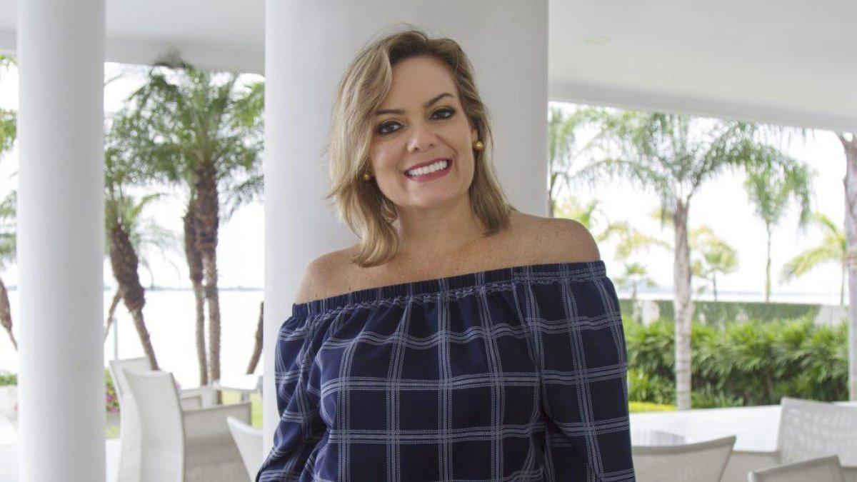 Úrsula ha combinado con éxito sus diversas facetas como comunicadora, política y psicóloga.