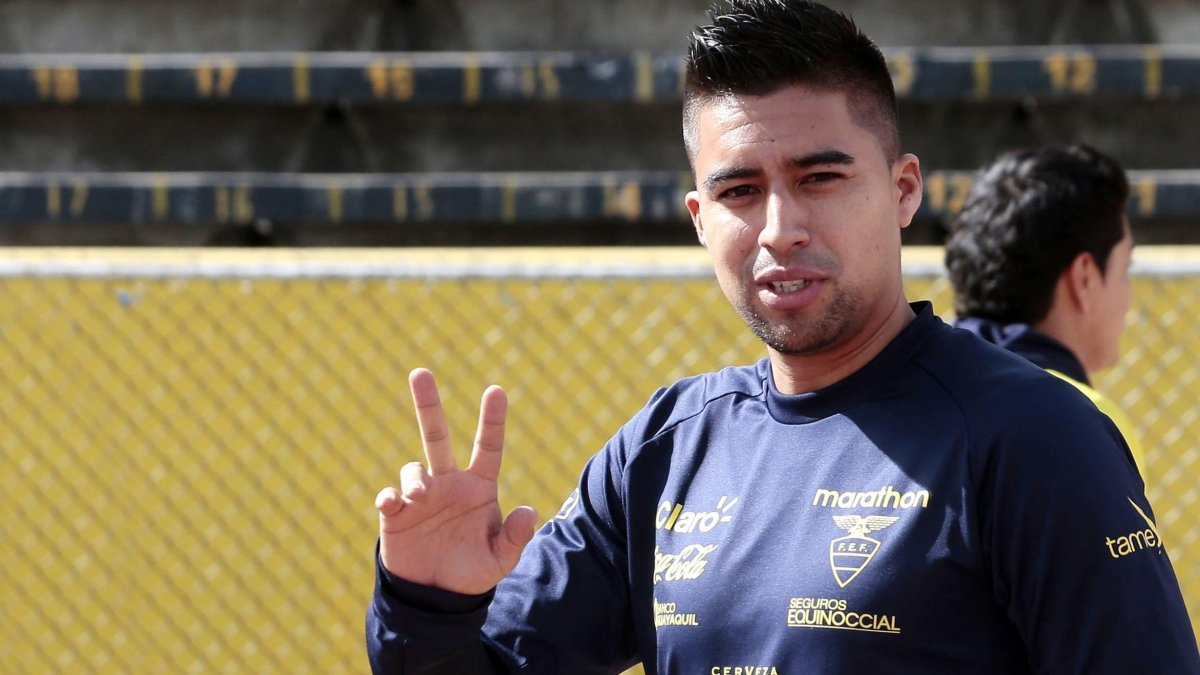 El volante ecuatoriano habló después del polémico vídeo que se hizo viral en redes.