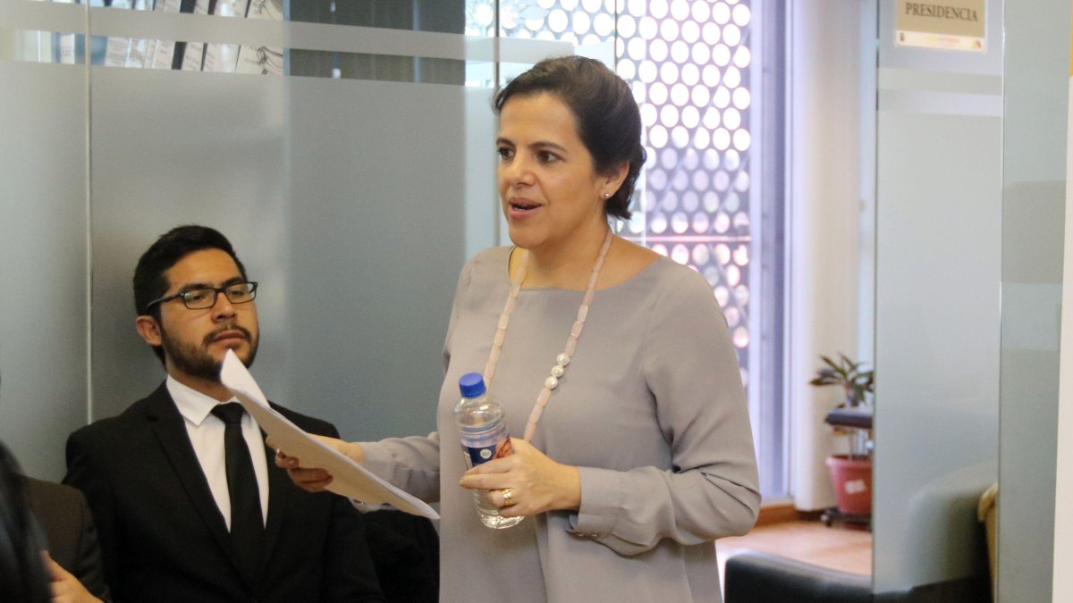 La ministra Romo fue la encargada de informar los datos actualizados del avance del COVID-19 en Ecuador.