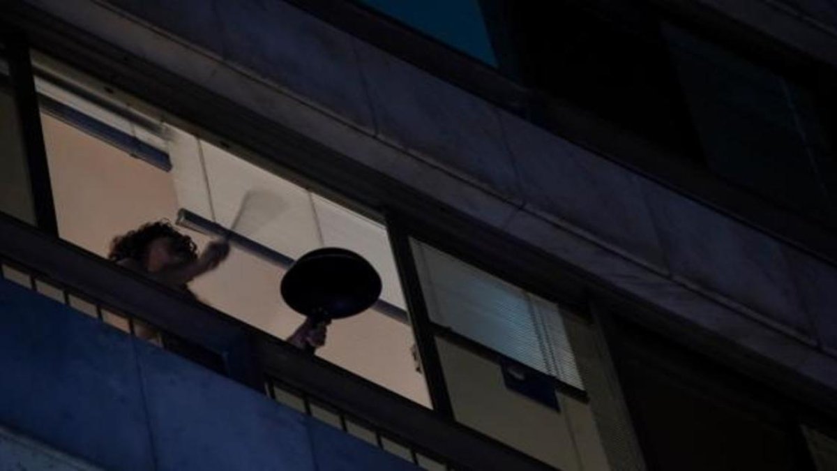 Los cacerolazos son manifestaciones de descontento que se han replicado en varias ciudades de Ecuador y países de la región.