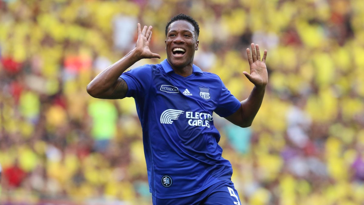 Daniel Angulo terminó la temporada 2019 siendo figura en Emelec.