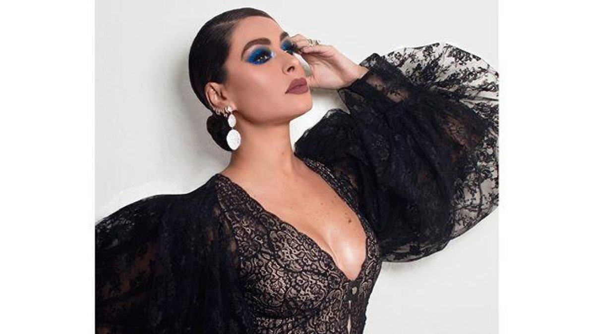 A veces en eventos más relajados y en otros más formales. La mexicana Galilea Montijo es una maestra a la hora de elegir las mangas bombachas.