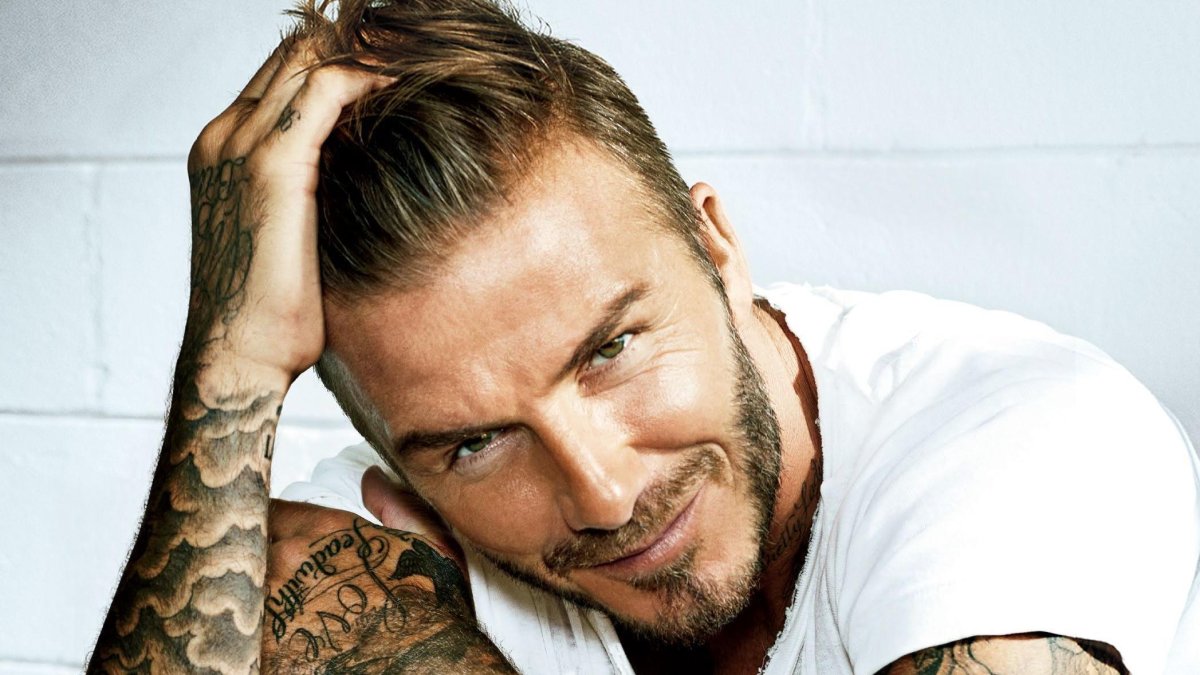 Considerado uno de los deportistas más atractivos de la historia, David Beckham estaría lidiando con el paso del tiempo.