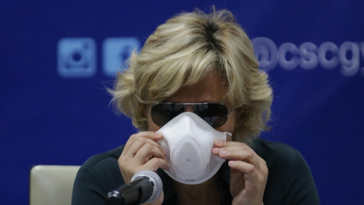 Cynthia Viteri en la mesa técnica del COE Cantonal de Guayaquil.