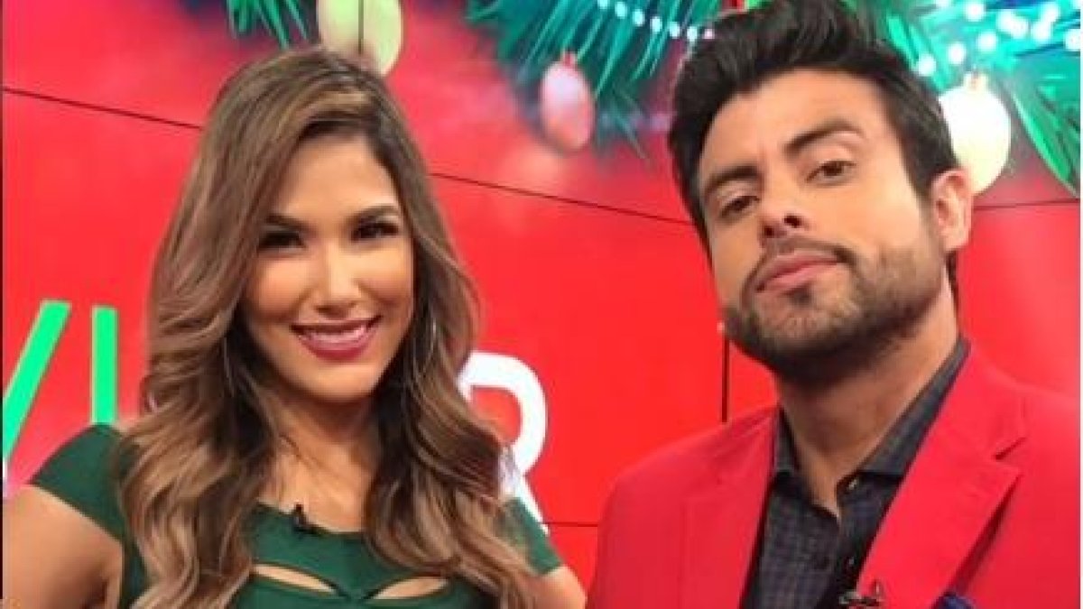 Alejandra y Efraín confirmaron su relación.