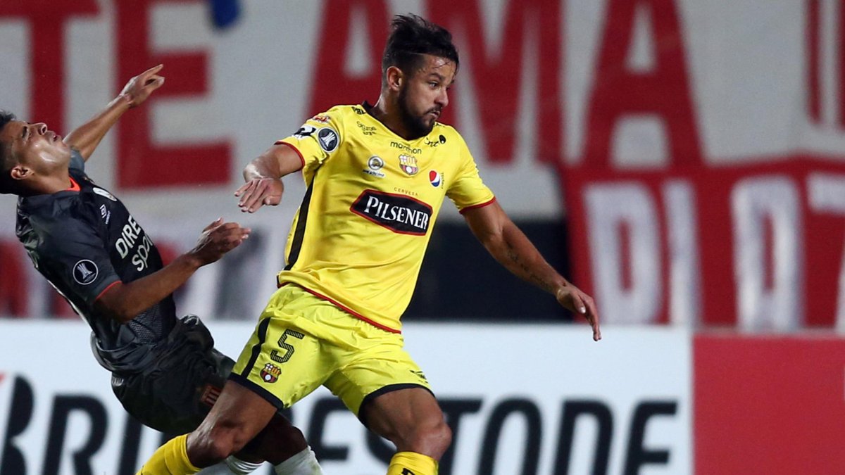 Gabriel Marques, volante nacionalizado de Barcelona, está feliz por el nacimiento de su hijo.