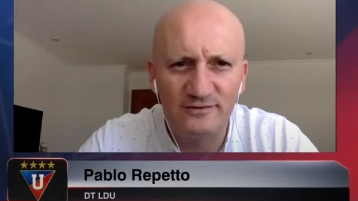 El técnico Pablo Repetto brindo una rueda de prensa virtual en la que dio detalles del posible regreso a los entrenamientos de los jugadores de Liga de Quito.