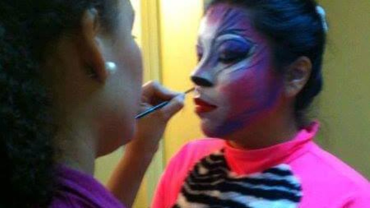 El equipo de artistas prepara sus presentaciones para el 1 de junio próximo.