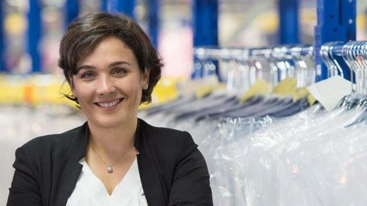 Adriana Domínguez es la presidenta ejecutiva de la afamada empresa de moda que construyó su padre, el modisto español Adolfo Domínguez.