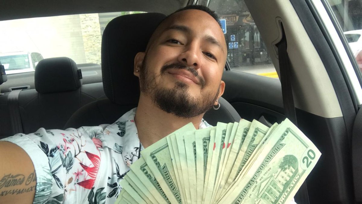 Santiago alardea de sus ganancias.