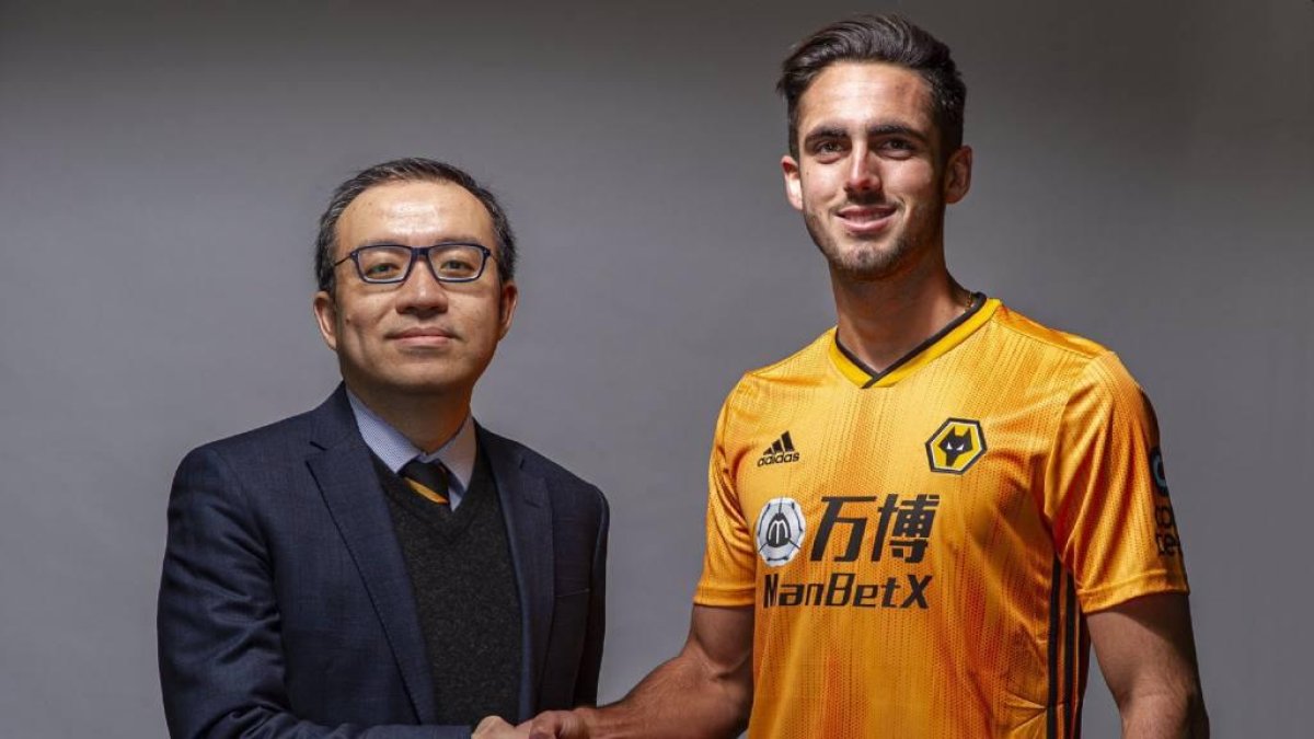 Barcelona no pudo cubrir los 500.000 dólares que costaban la compra de los derechos deportivos de Leonardo Campana, quien ahora milita en el Wolverhampton.