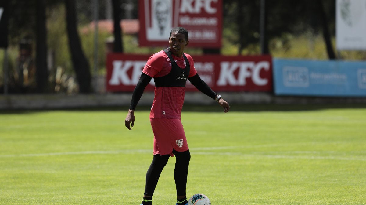 El delantero Edson Montaño pasó del Aucas al Independiente del Valle.