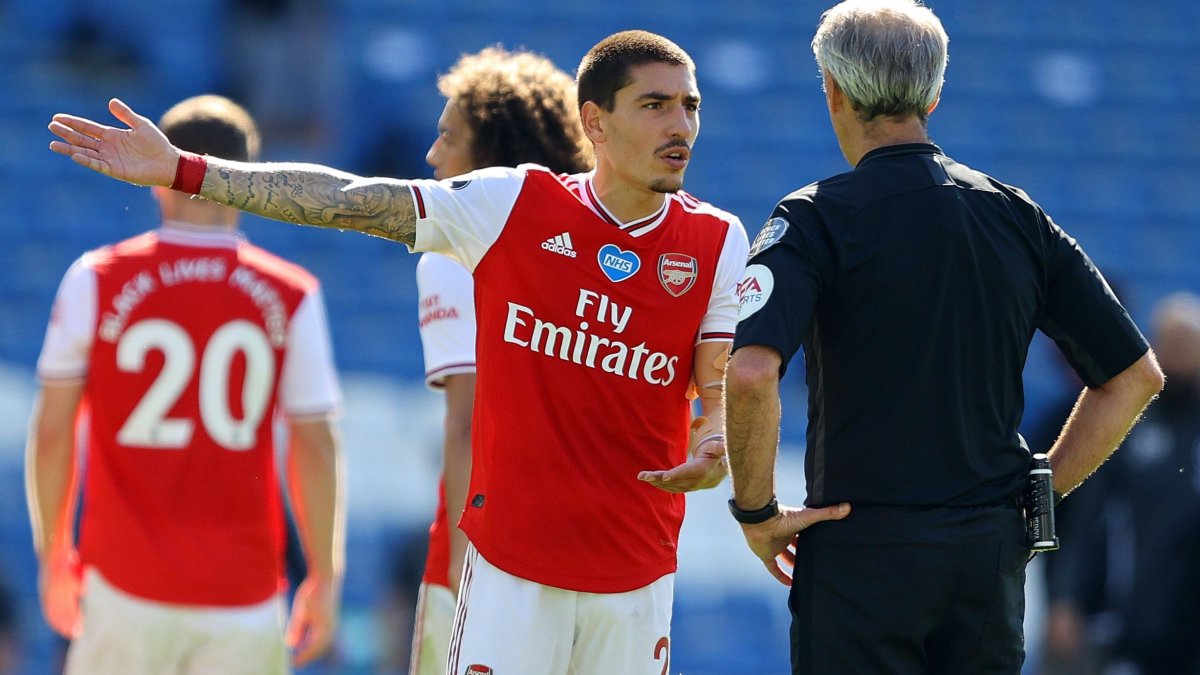 El Arsenal no atraviesa una buena temporada, es décimo en la tabla de posiciones.